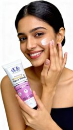 Refreshing Vitamin C Face Wash - Image 3